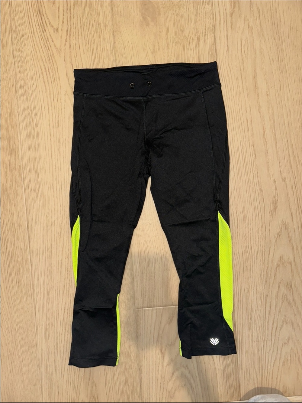 Forever 21 Black & Neon Yellow Athletic Capri Leggings